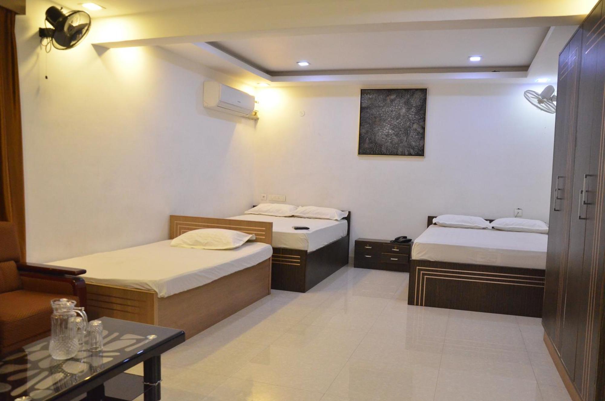 Golden Grand By Xury Hotels Tiruchchendūr Exterior foto